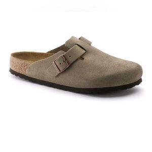 Birkenstock Boston in Taupe. Medium/narrow  suede.